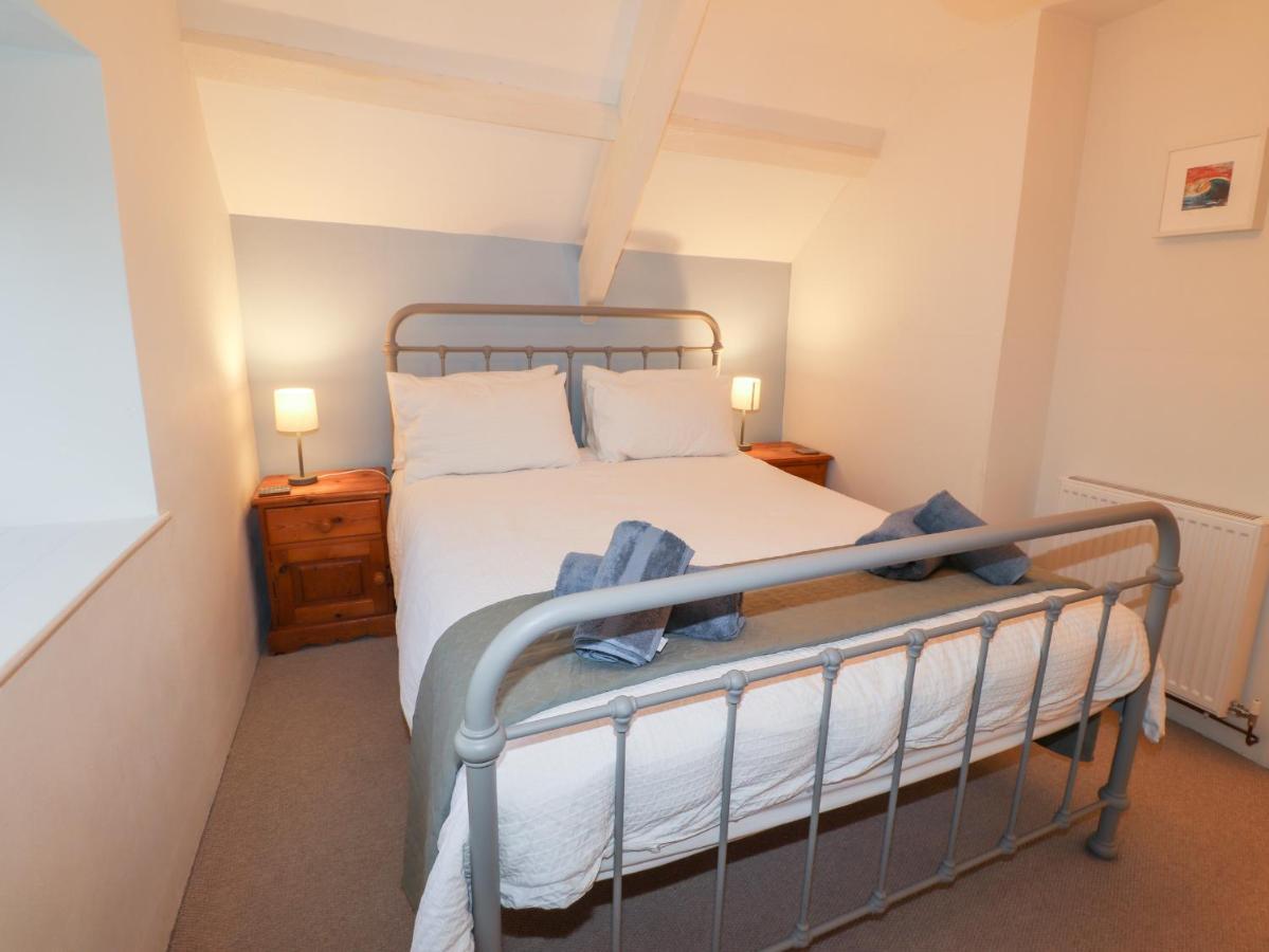 Little Barn Cottage Newport  Esterno foto